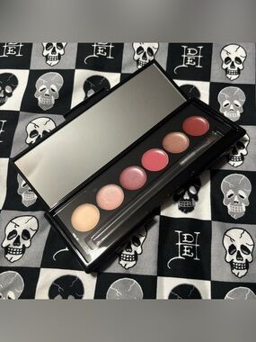 🎃5 for $25🎃 Makeover Essentials 6 Pan Lunar Lip Color Kit Makeup Lip Palette